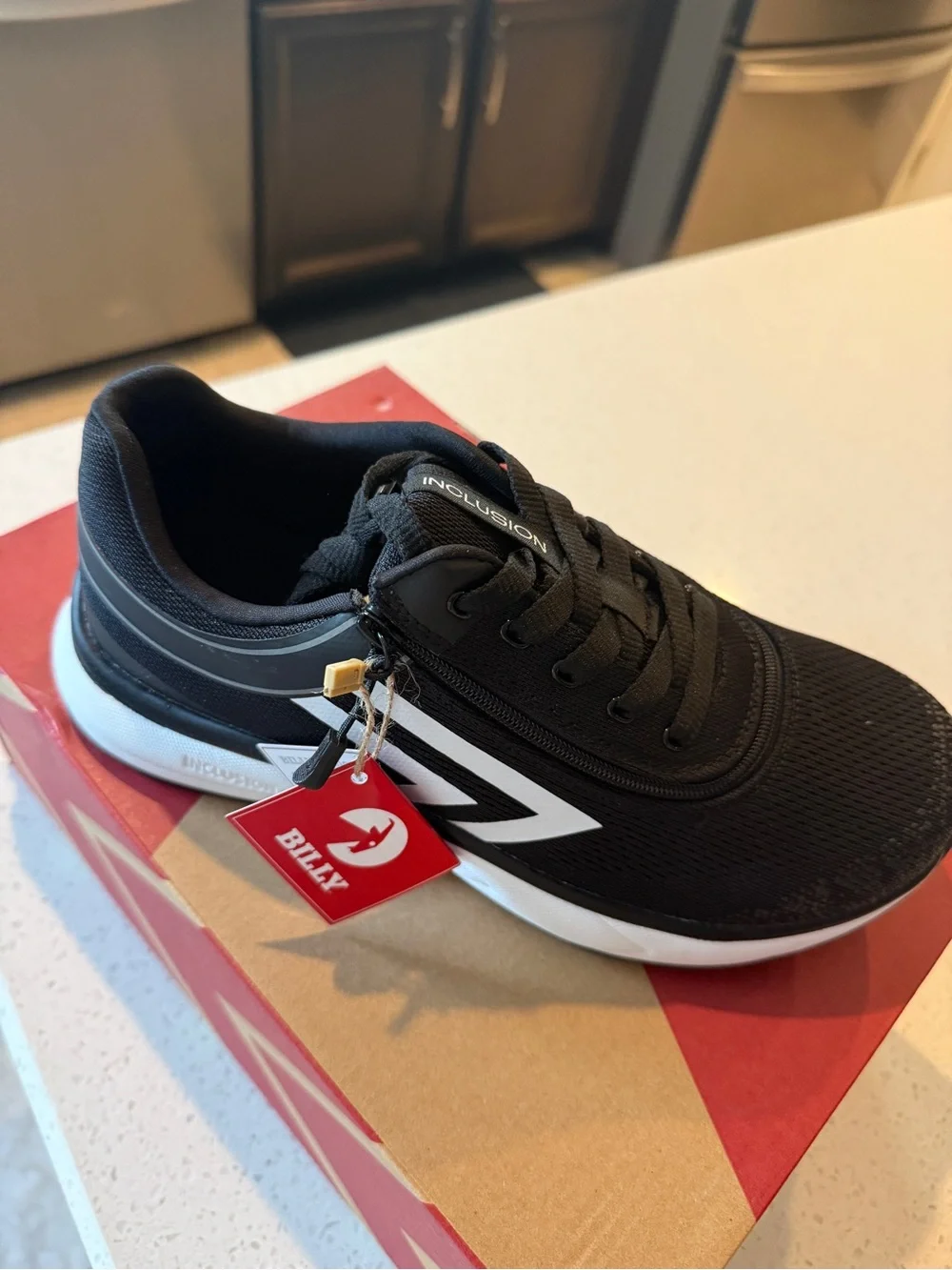 Billy Sport Inclusion Black White 2Stripe Zip Lace Adaptive 9.5 W Sneakers NIB
